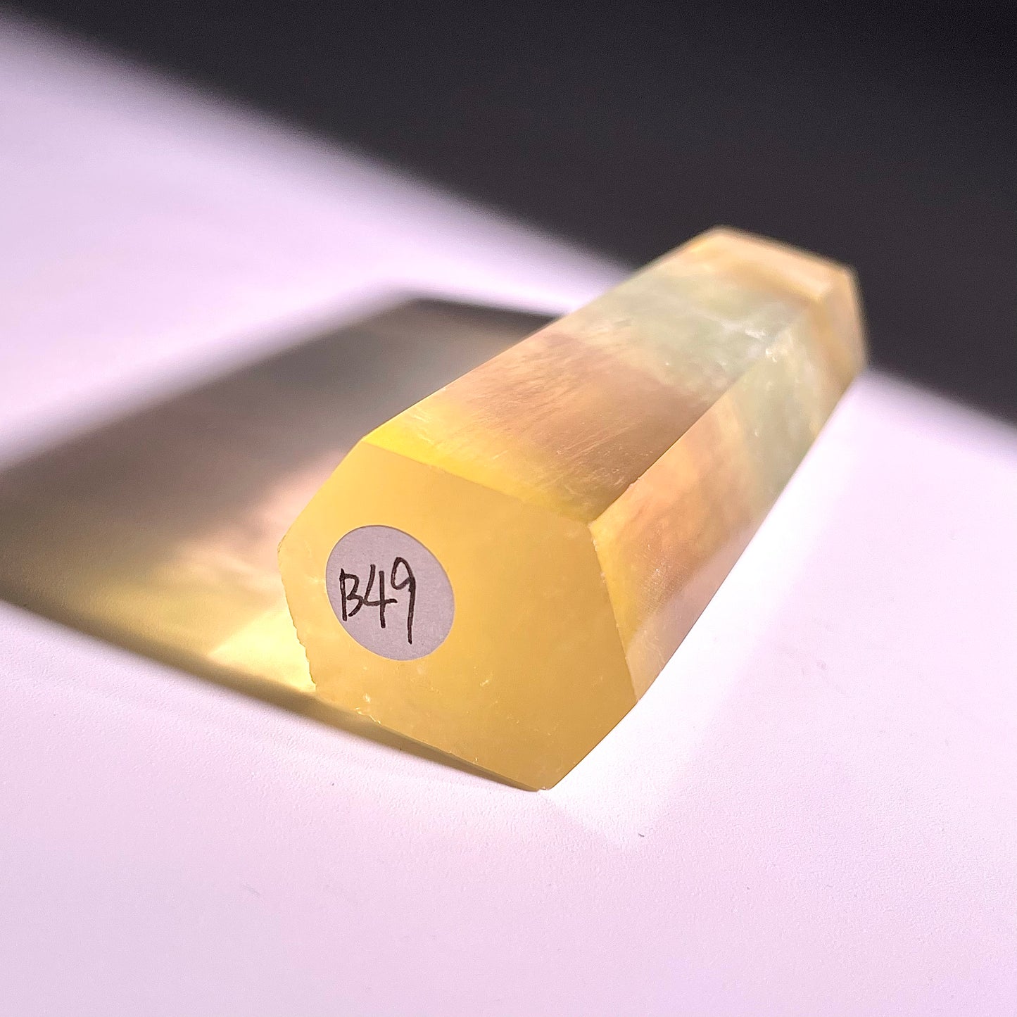 B49◇1点物◇フローライト ピラー◇92×26×20mm◇天然石・鉱物・パワーストーン