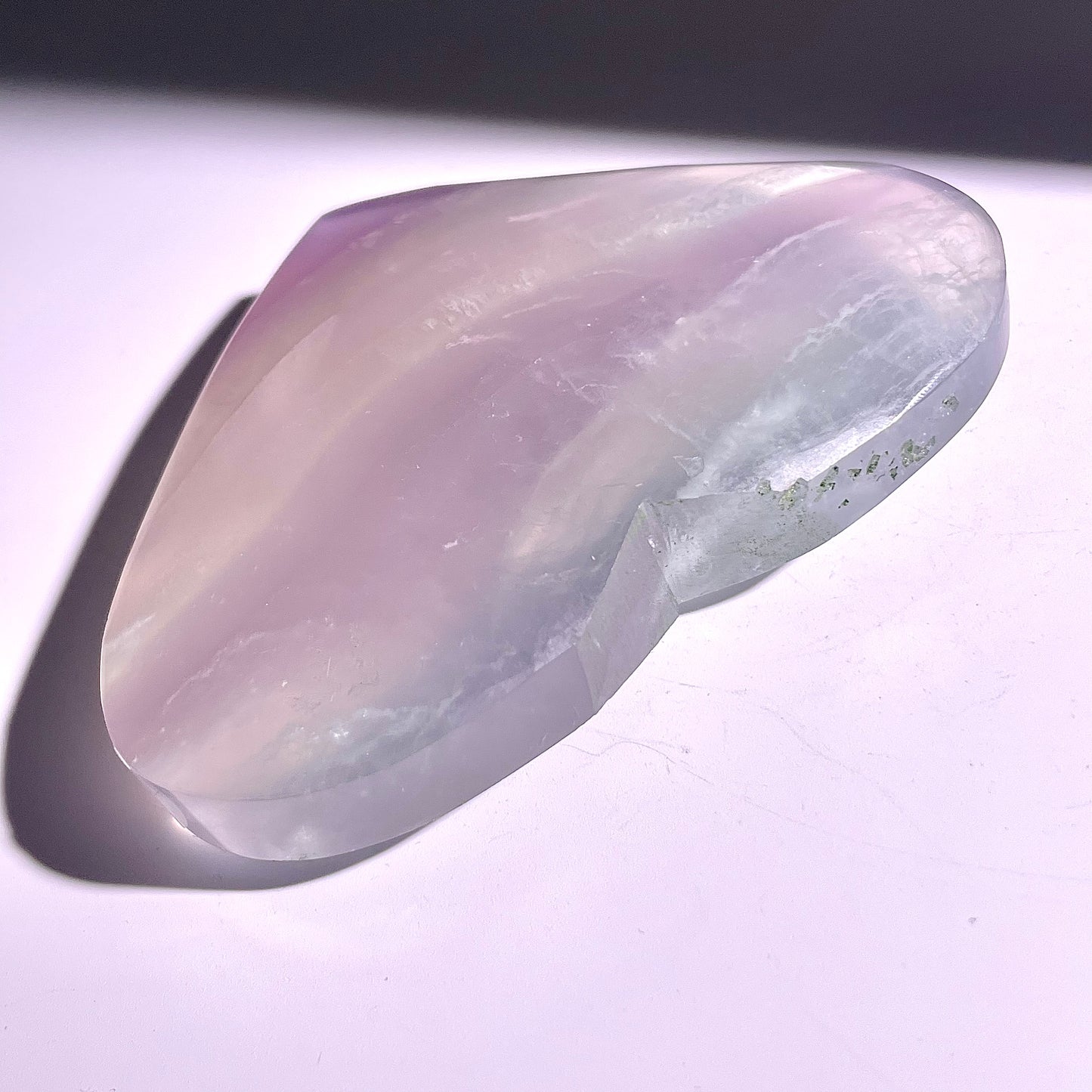 B84◇1点物◇フローライト ハート◇76×94×20mm天然石・鉱物・パワーストーン