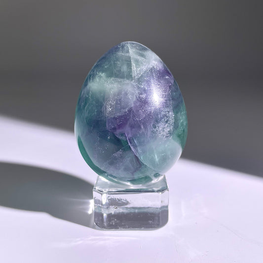 B124◇1点物◇フローライト エッグ◇47×38×38mm天然石・鉱物・パワーストーン