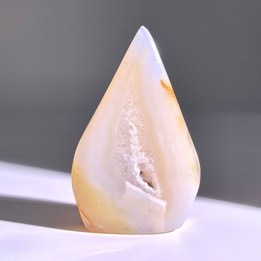 B339◇1点物◇瑪瑙トーチ◇79×50×14mm◇天然石・鉱物・パワーストーン