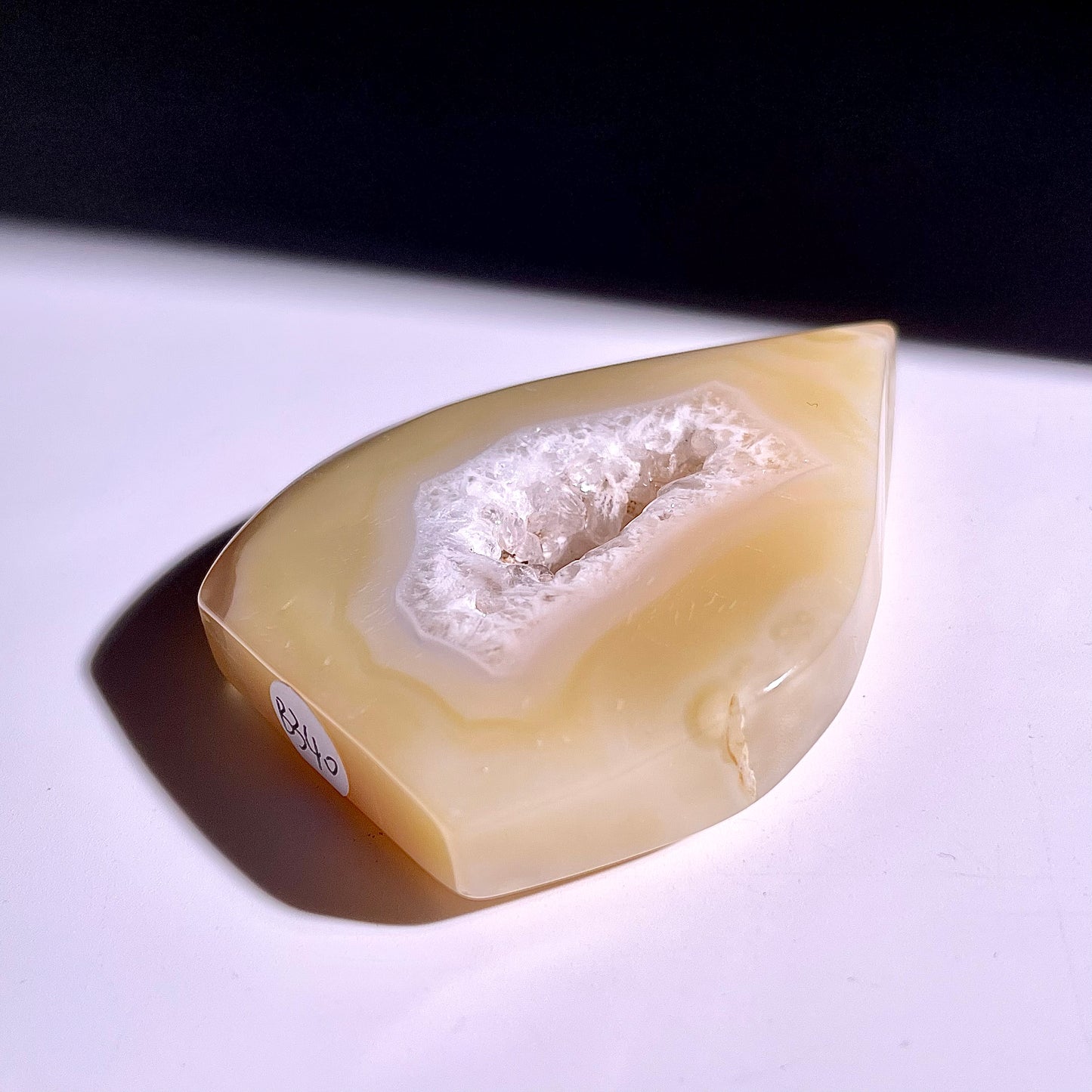 B340◇1点物◇瑪瑙 トーチ◇66×51×13mm◇天然石・鉱物・パワーストーン