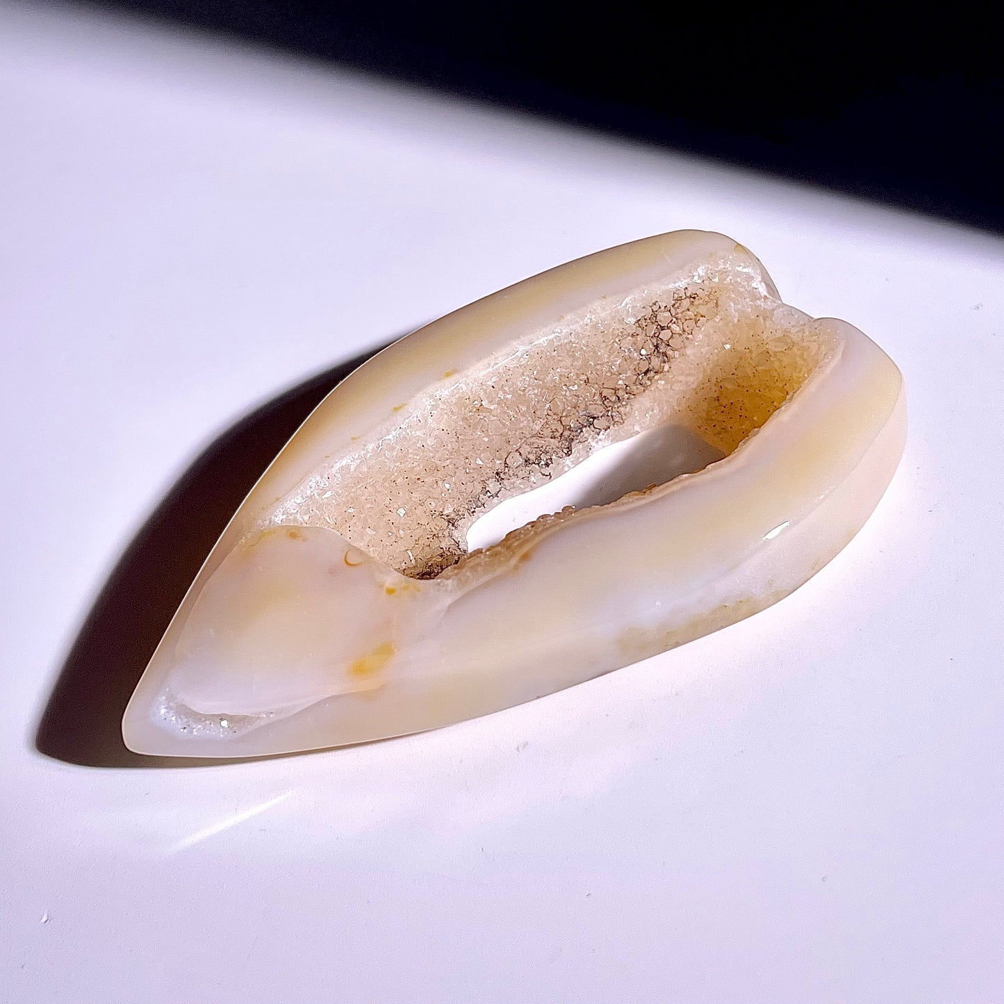 B352◇1点物◇瑪瑙 トーチ◇70×40×13mm◇天然石・鉱物・パワーストーン