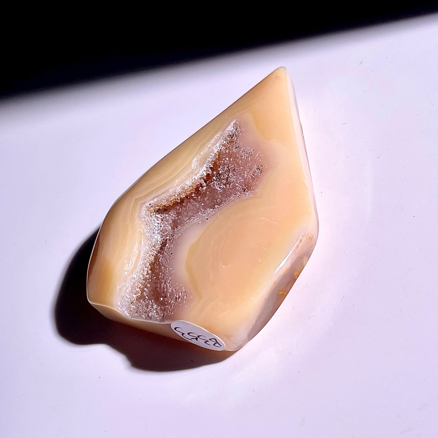 B353◇1点物◇瑪瑙 トーチ◇60×43×12mm◇天然石・鉱物・パワーストーン