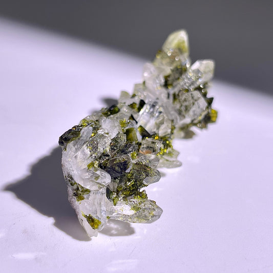 A177◇1点物◇エピドート クラスター◇61×21×22mm◇天然石・鉱物・パワーストーン