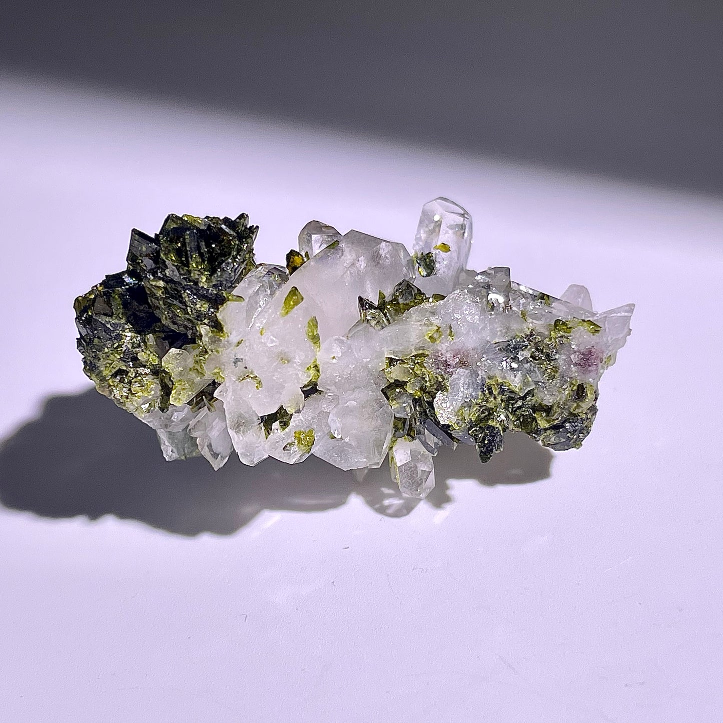 A194◇1点物◇エピドート クラスター◇47×33×28mm◇天然石・鉱物・パワーストーン