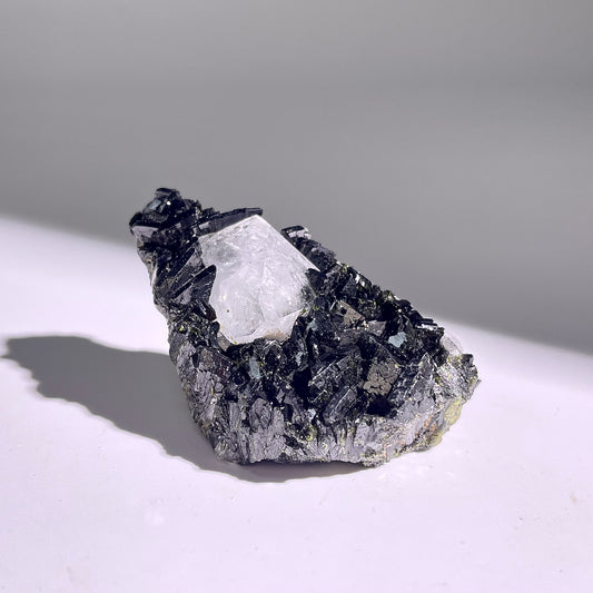 A237◇1点物◇エピドート クラスター◇54×31×23mm◇天然石・鉱物・パワーストーン