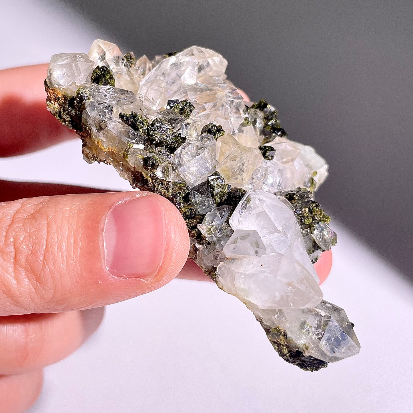 A244◇1点物◇エピドート クラスター◇70×39×15mm◇天然石・鉱物・パワーストーン