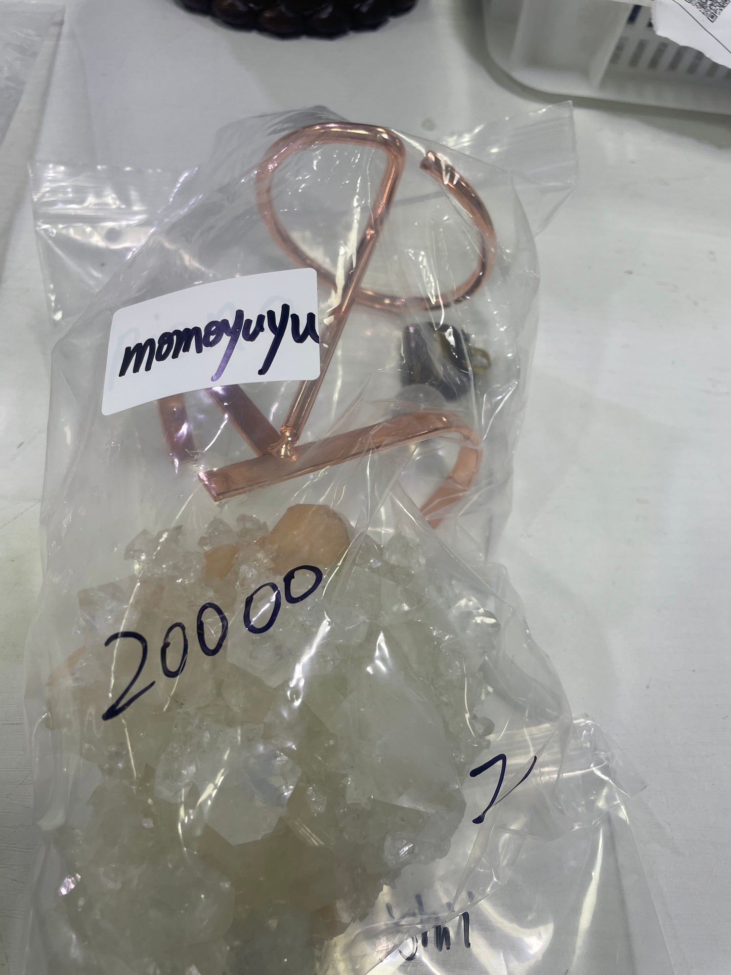 80-momoyuyu様