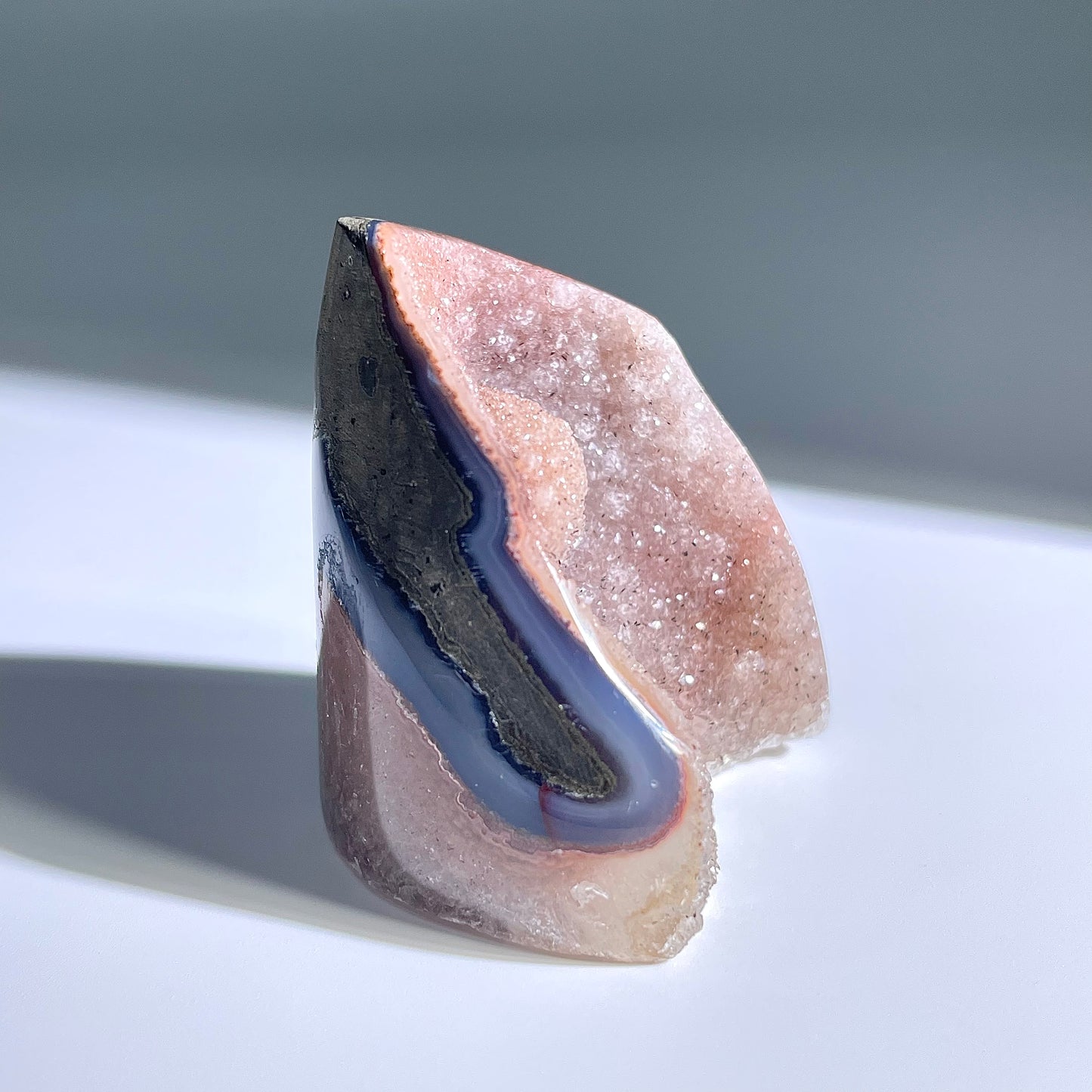 A10◇１点物◇瑪瑙 クリスター◇46×36×39mm◇天然石・鉱物・パワーストーン