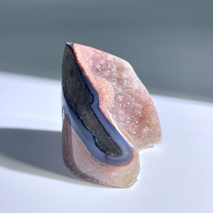 A10◇１点物◇瑪瑙 クリスター◇46×36×39mm◇天然石・鉱物・パワーストーン