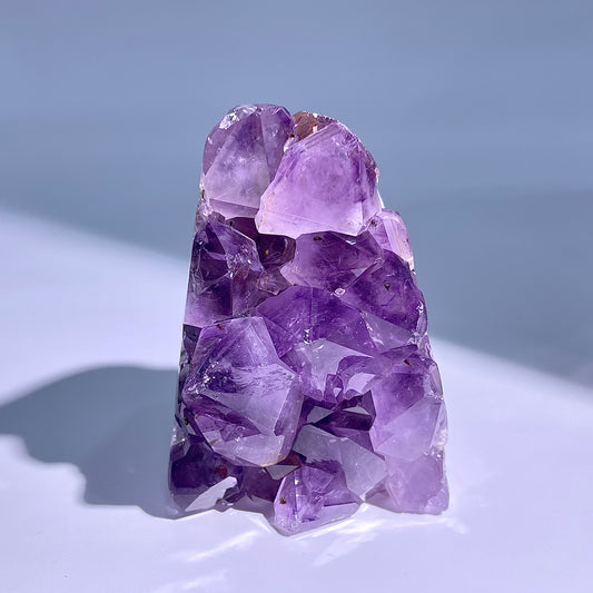 A60◇アメジスト　クリスター◇65×39×50mm◇天然石・鉱物・パワーストーン