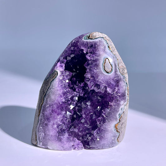 A64◇アメジスト　クリスター◇92×71×53mm◇天然石・鉱物・パワーストーン