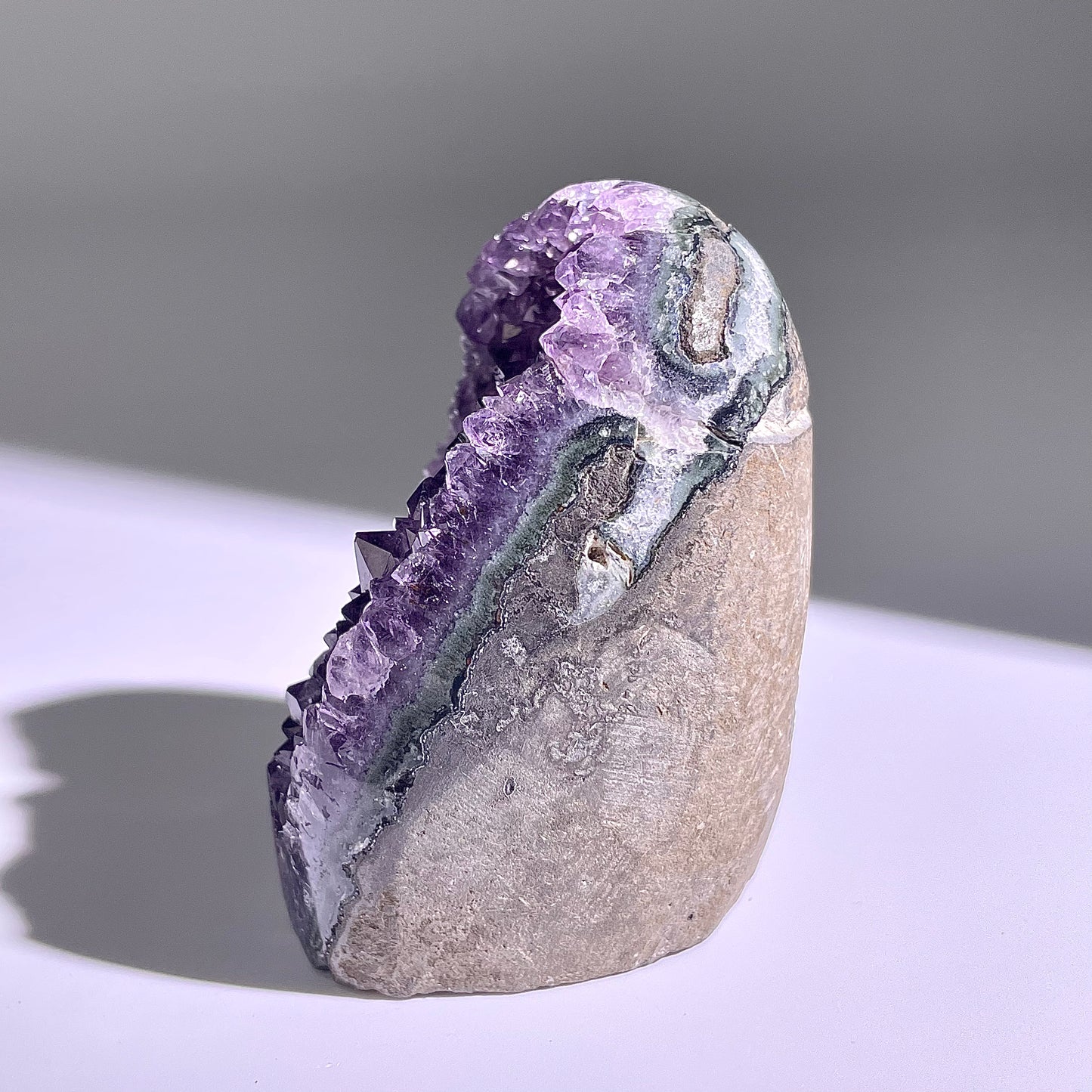 A86◇１点物◇アメジスト　クリスター◇76×50×45mm◇天然石・鉱物・パワーストーン