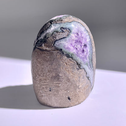 A86◇１点物◇アメジスト　クリスター◇76×50×45mm◇天然石・鉱物・パワーストーン