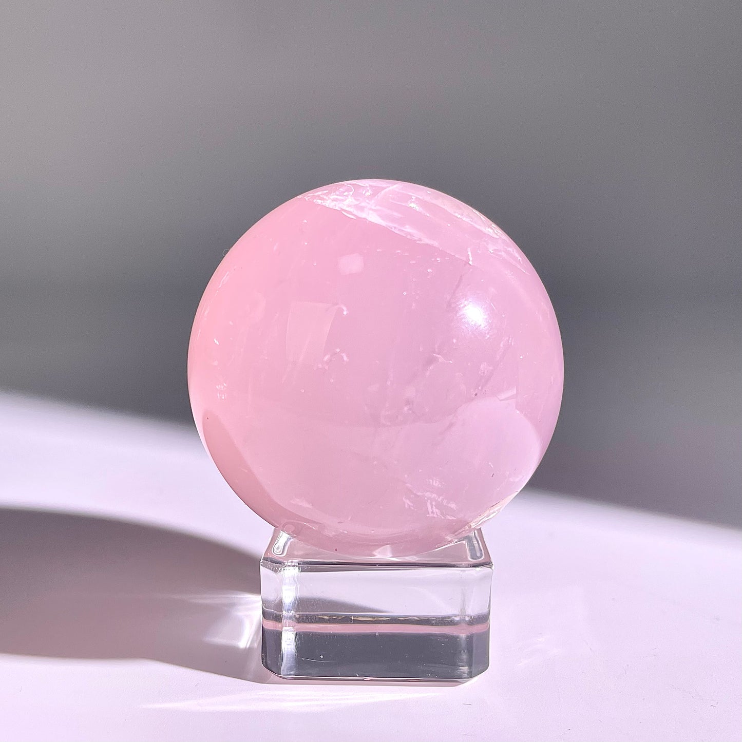 B66◇１点物◇ローズクォーツ ボール◇50×50×50mm◇天然石・鉱物・パワーストーン