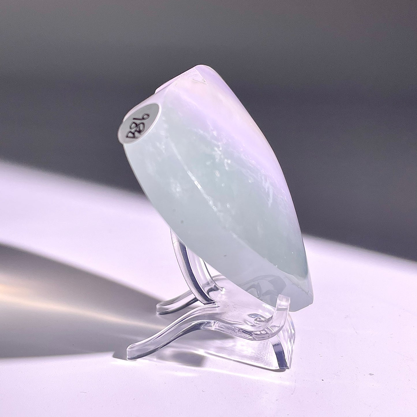 B86◇１点物◇フローライト ハート◇56×66×23mm天然石・鉱物・パワーストーン