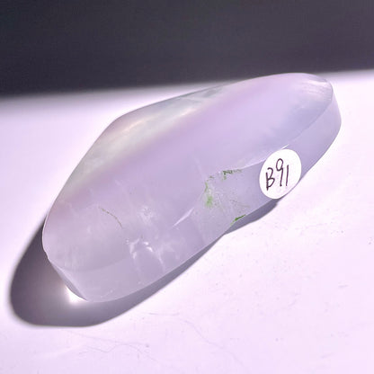 B91◇１点物◇フローライト ハート◇54×67×18mm天然石・鉱物・パワーストーン