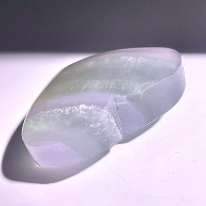 B92◇１点物◇フローライト ハート◇65×71×26mm天然石・鉱物・パワーストーン