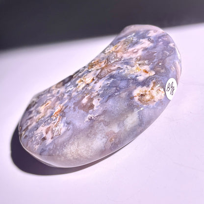 B98◇１点物◇瑪瑙 ムーン◇99×62×20mm天然石・鉱物・パワーストーン