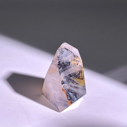 B249◇１点物◇瑪瑙の小樹 不規則◇34×30×21mm◇天然石・鉱物・パワーストーン