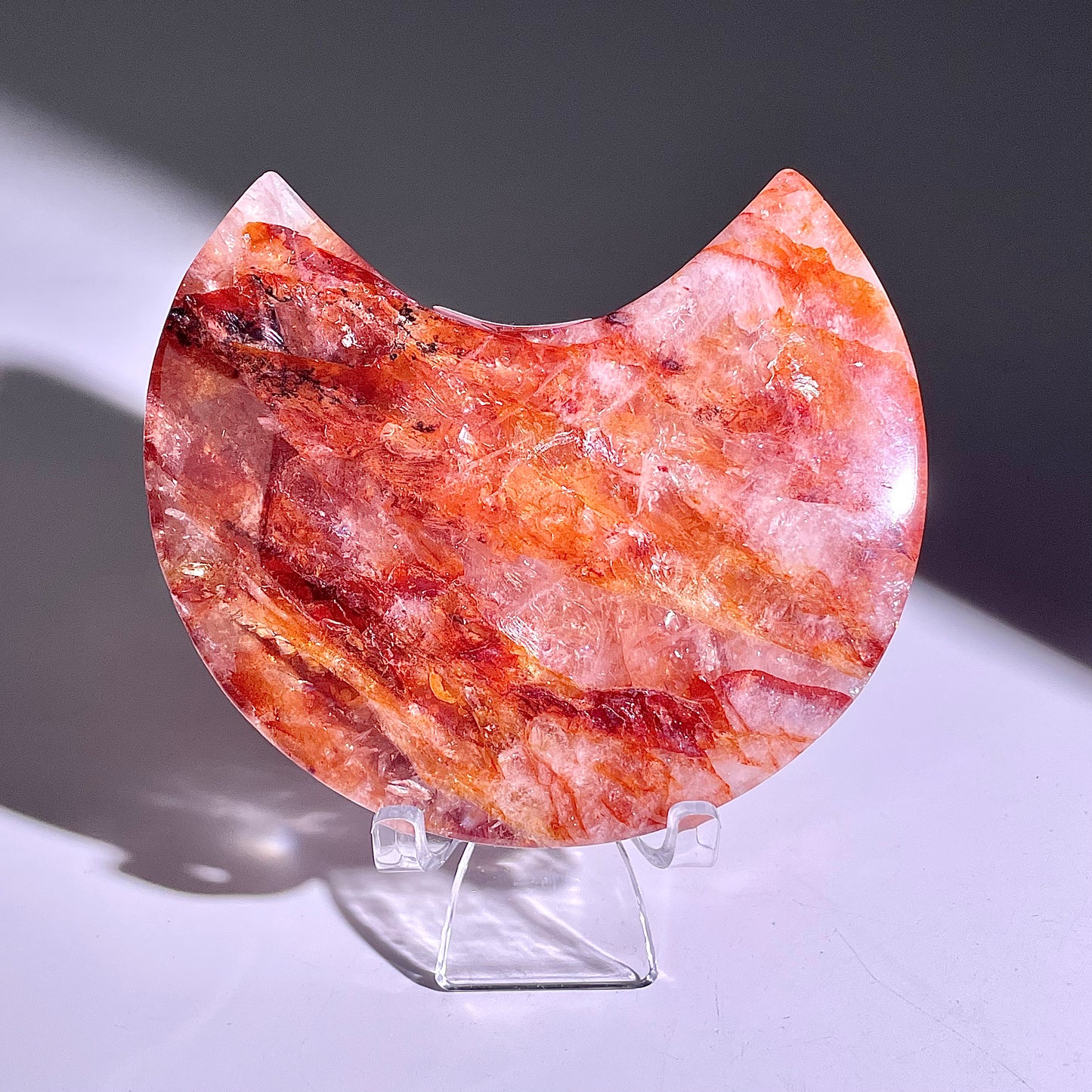 B300◇１点物◇レッドヘマタイトクォーツ ムーン◇101×67×21mm◇天然石・鉱物・パワーストーン