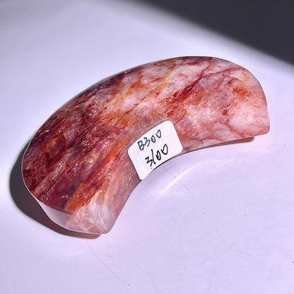 B300◇１点物◇レッドヘマタイトクォーツ ムーン◇101×67×21mm◇天然石・鉱物・パワーストーン