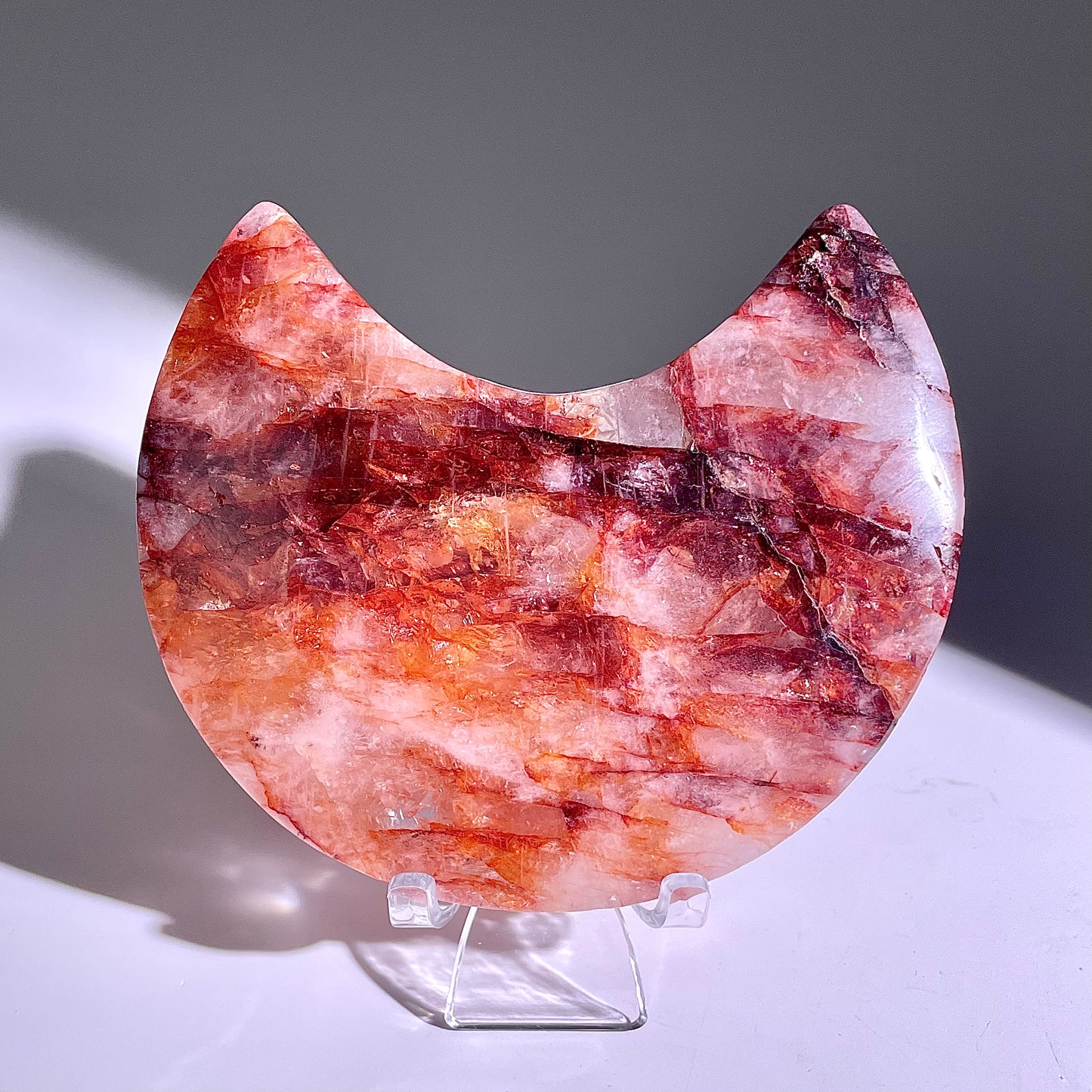 B303◇１点物◇レッドヘマタイトクォーツ ムーン◇113×71×23mm◇天然石・鉱物・パワーストーン