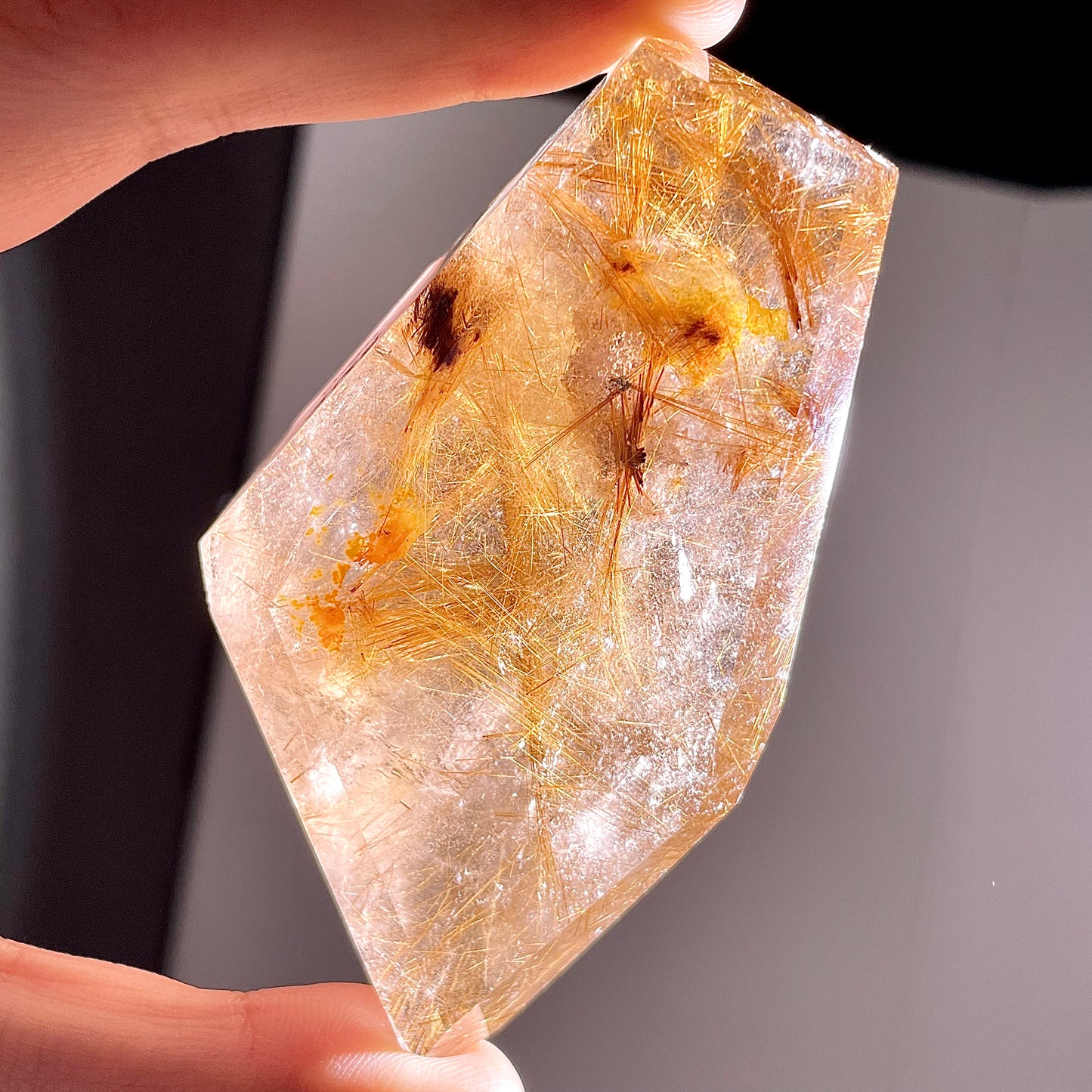 B315◇１点物◇ルチルクォーツ 不規則◇90×56×28mm◇天然石・鉱物・パワーストーン