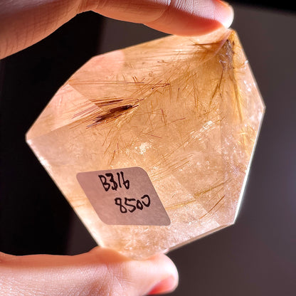 B316◇１点物◇ルチルクォーツ 不規則◇57×43×42mm◇天然石・鉱物・パワーストーン