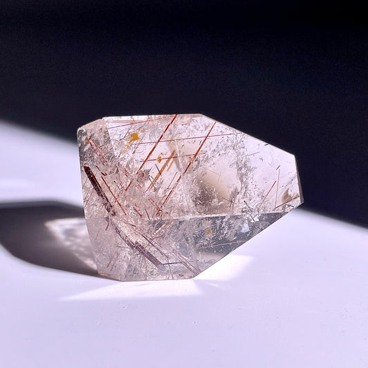 B321◇１点物◇ルチルクォーツ 不規則◇40×31×26mm◇天然石・鉱物・パワーストーン