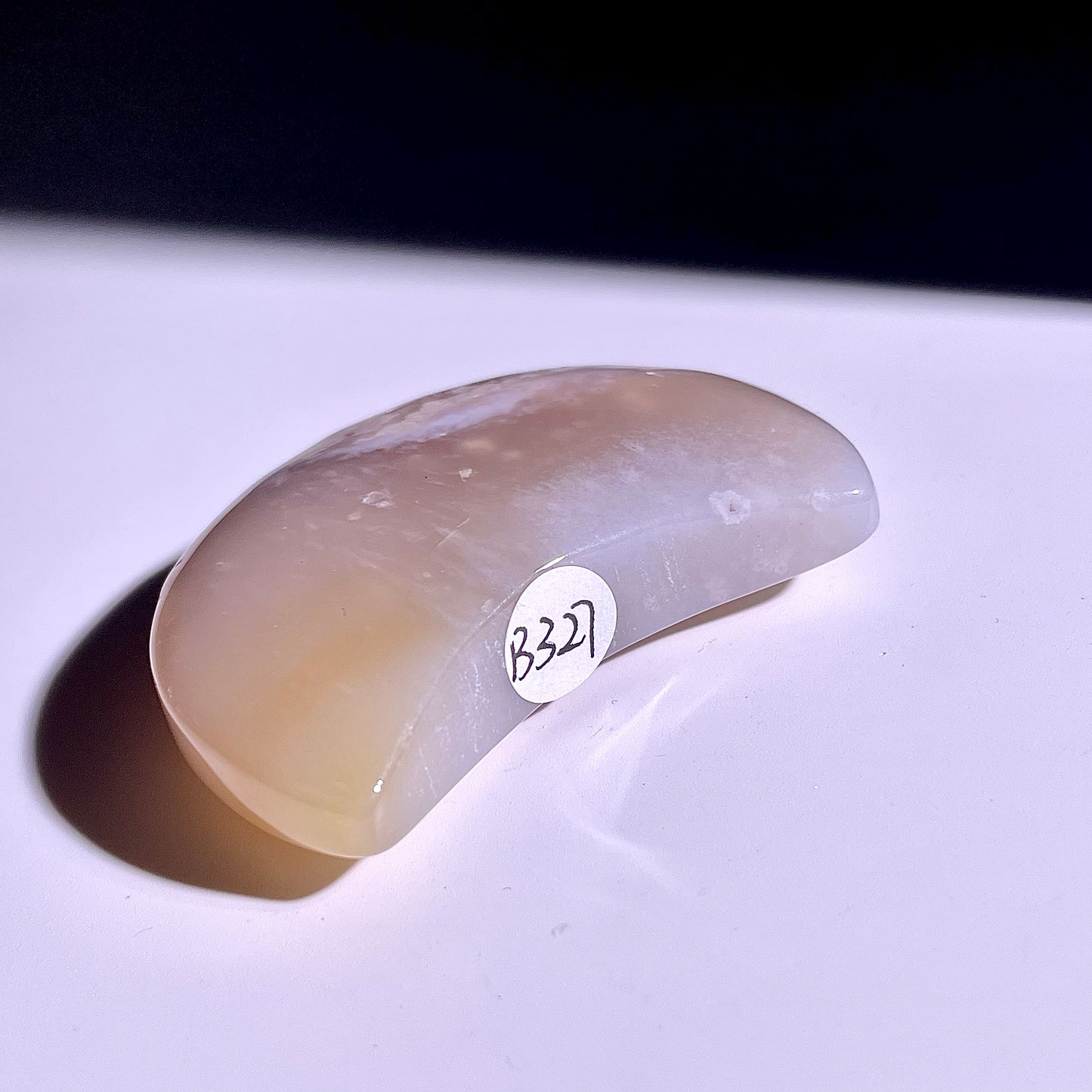 B328◇１点物◇桜瑪瑙 ムーン◇52×33×14mm◇天然石・鉱物・パワーストーン