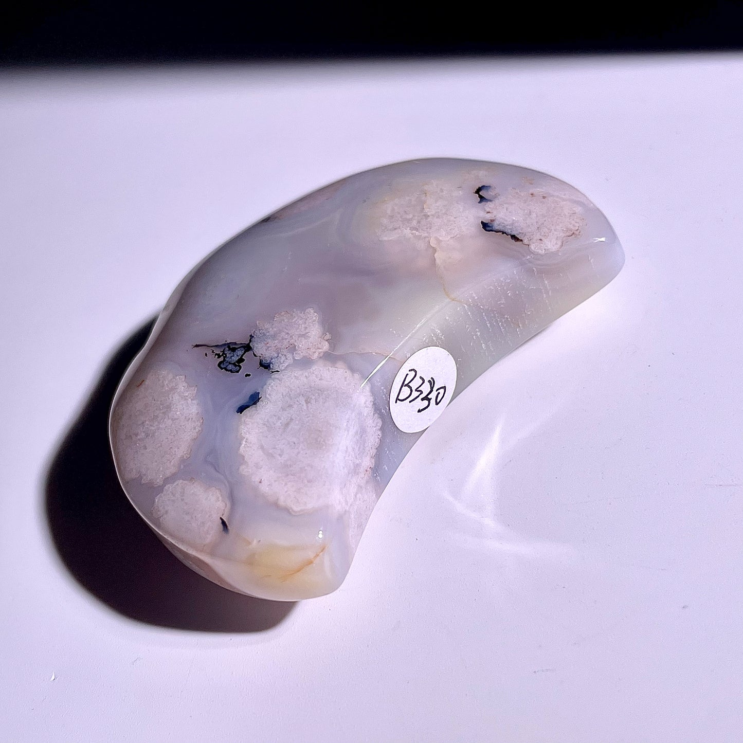 B330◇１点物◇桜瑪瑙 ムーン◇60×40×17mm◇天然石・鉱物・パワーストーン