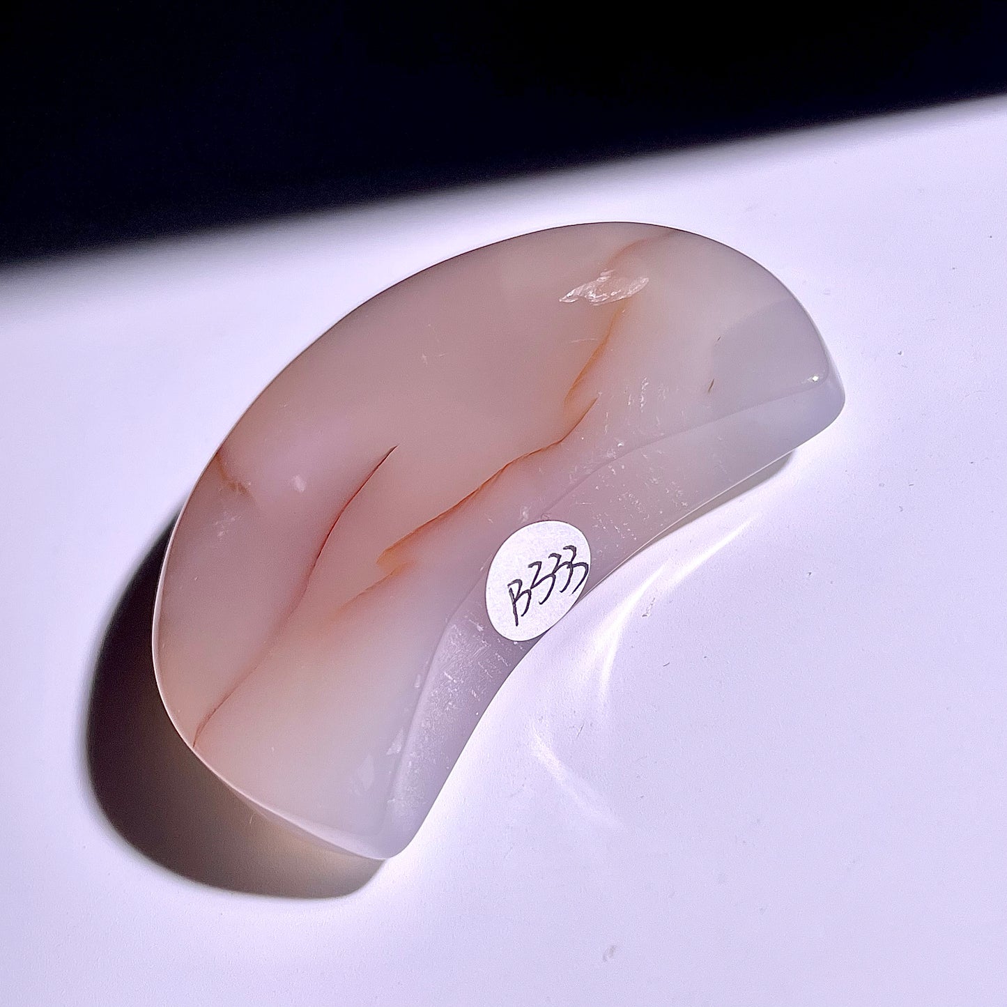 B333◇１点物◇桜瑪瑙 ムーン◇59×39×14mm◇天然石・鉱物・パワーストーン