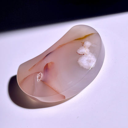 B333◇１点物◇桜瑪瑙 ムーン◇59×39×14mm◇天然石・鉱物・パワーストーン