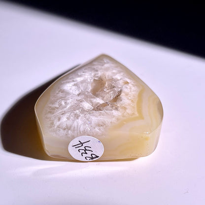 B334◇１点物◇瑪瑙 トーチ◇60×38×14mm◇天然石・鉱物・パワーストーン