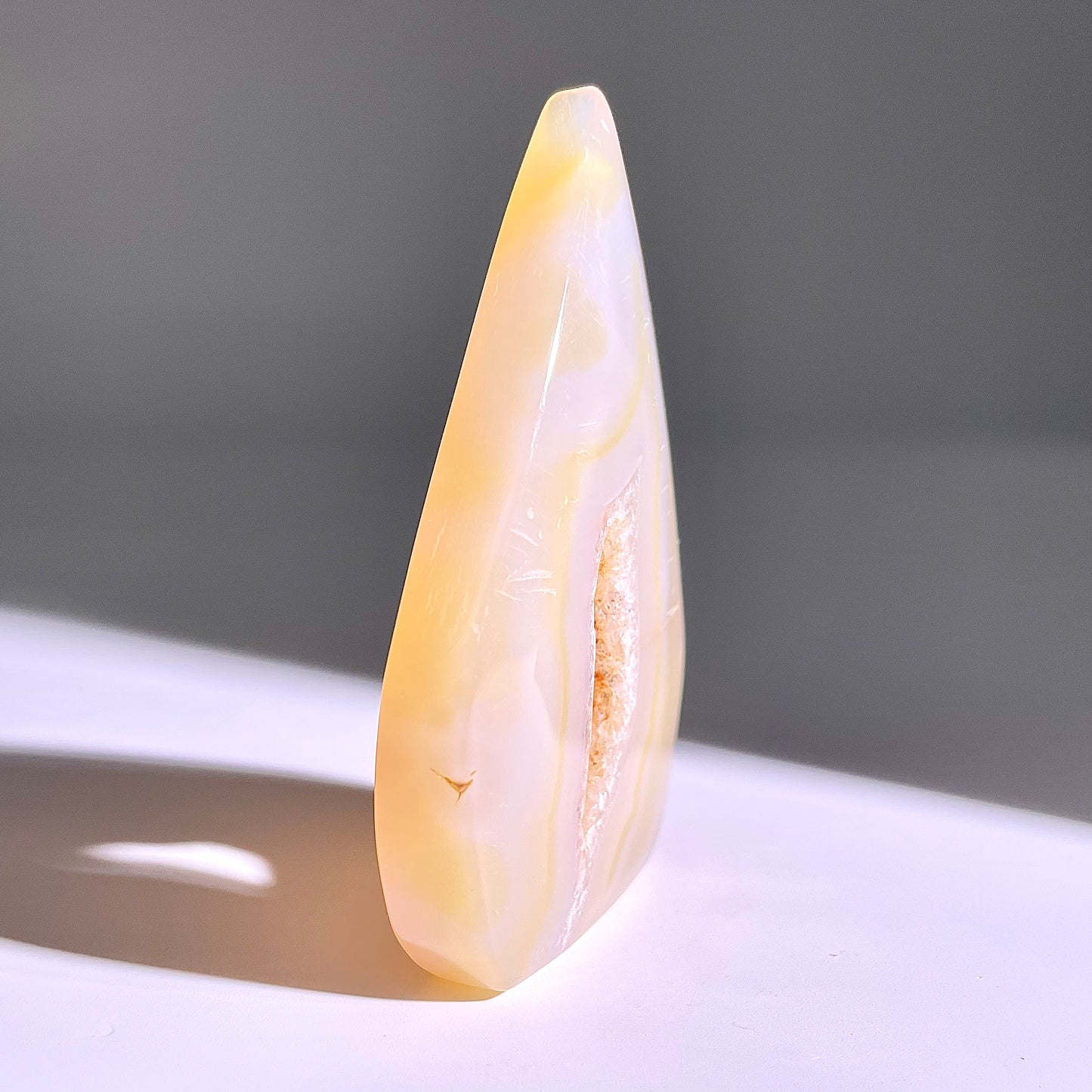 B335◇１点物◇瑪瑙 トーチ◇79×48×13mm◇天然石・鉱物・パワーストーン