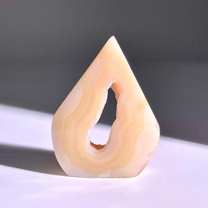 B337◇１点物◇瑪瑙 トーチ◇58×45×13mm◇天然石・鉱物・パワーストーン