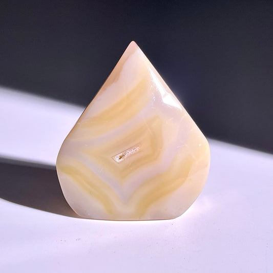 B338◇１点物◇瑪瑙 トーチ◇43×38×14mm◇天然石・鉱物・パワーストーン