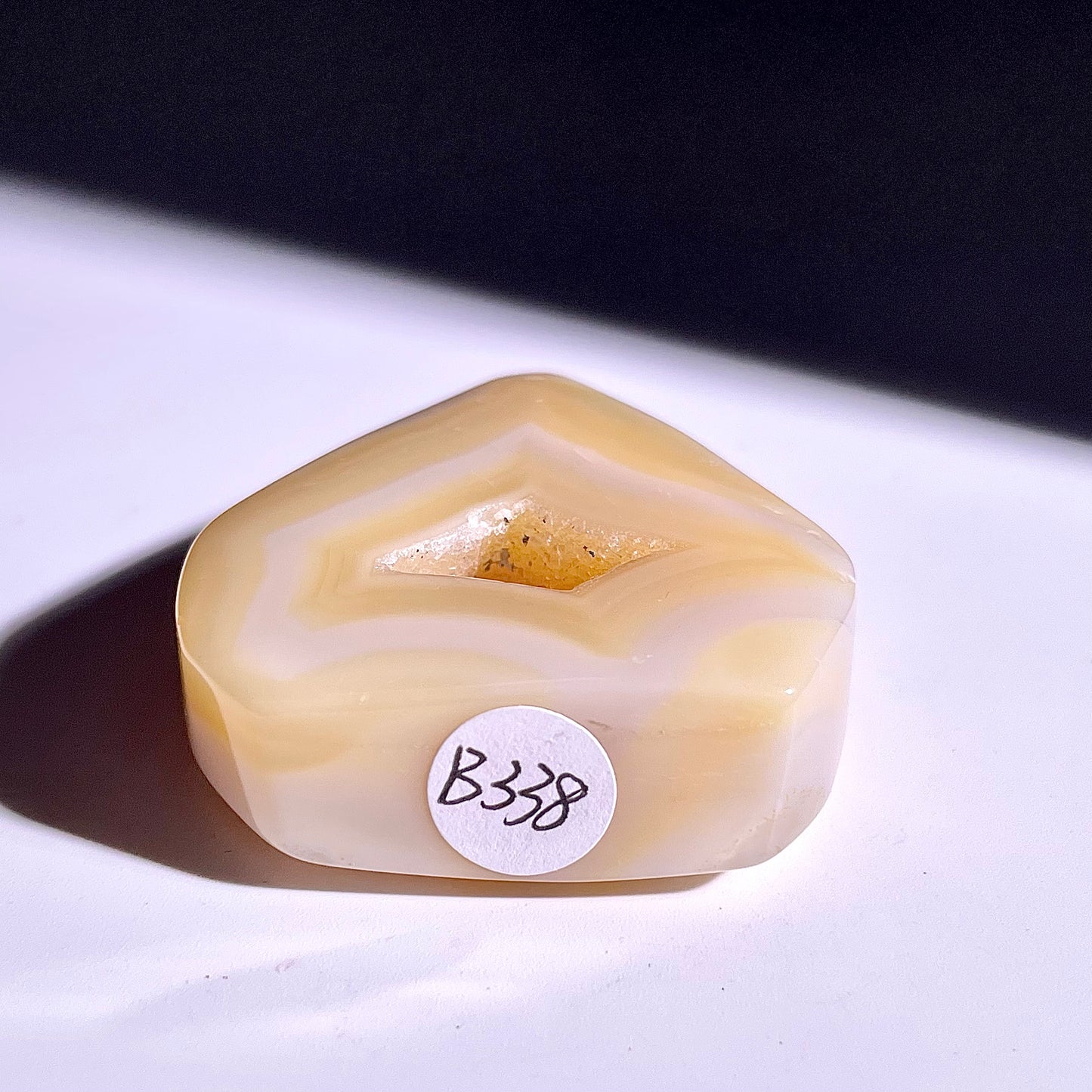 B338◇１点物◇瑪瑙 トーチ◇43×38×14mm◇天然石・鉱物・パワーストーン