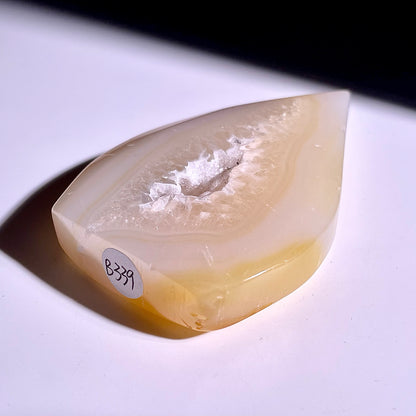 B339◇１点物◇瑪瑙トーチ◇79×50×14mm◇天然石・鉱物・パワーストーン