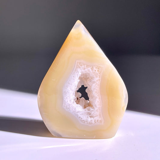 B340◇１点物◇瑪瑙 トーチ◇66×51×13mm◇天然石・鉱物・パワーストーン