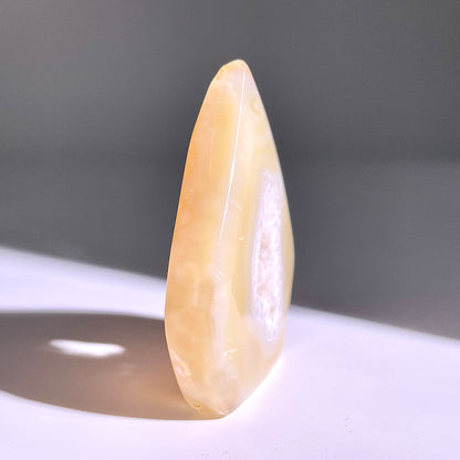 B340◇１点物◇瑪瑙 トーチ◇66×51×13mm◇天然石・鉱物・パワーストーン