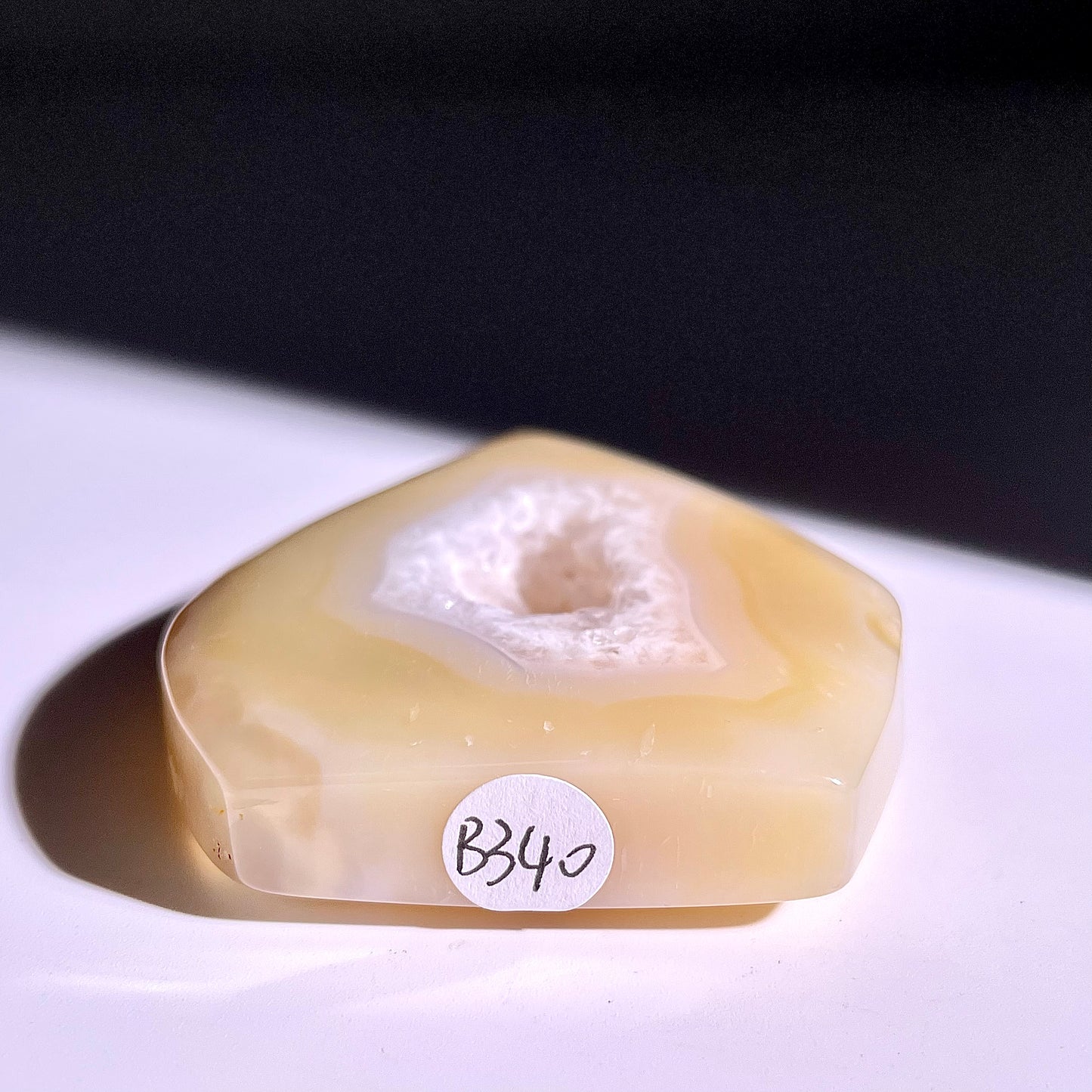 B340◇１点物◇瑪瑙 トーチ◇66×51×13mm◇天然石・鉱物・パワーストーン