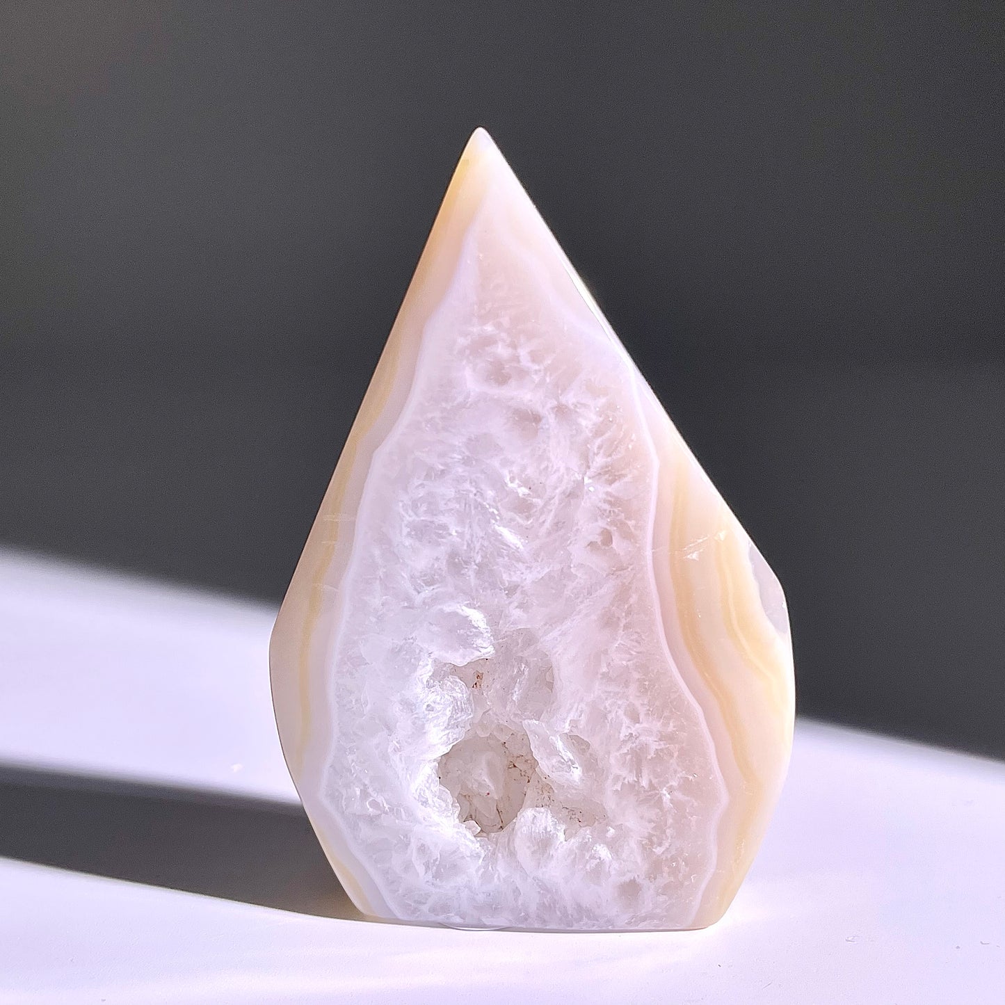 B344◇１点物◇瑪瑙 トーチ◇67×43×43mm◇天然石・鉱物・パワーストーン