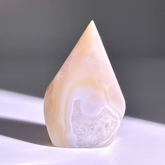 B344◇１点物◇瑪瑙 トーチ◇67×43×43mm◇天然石・鉱物・パワーストーン