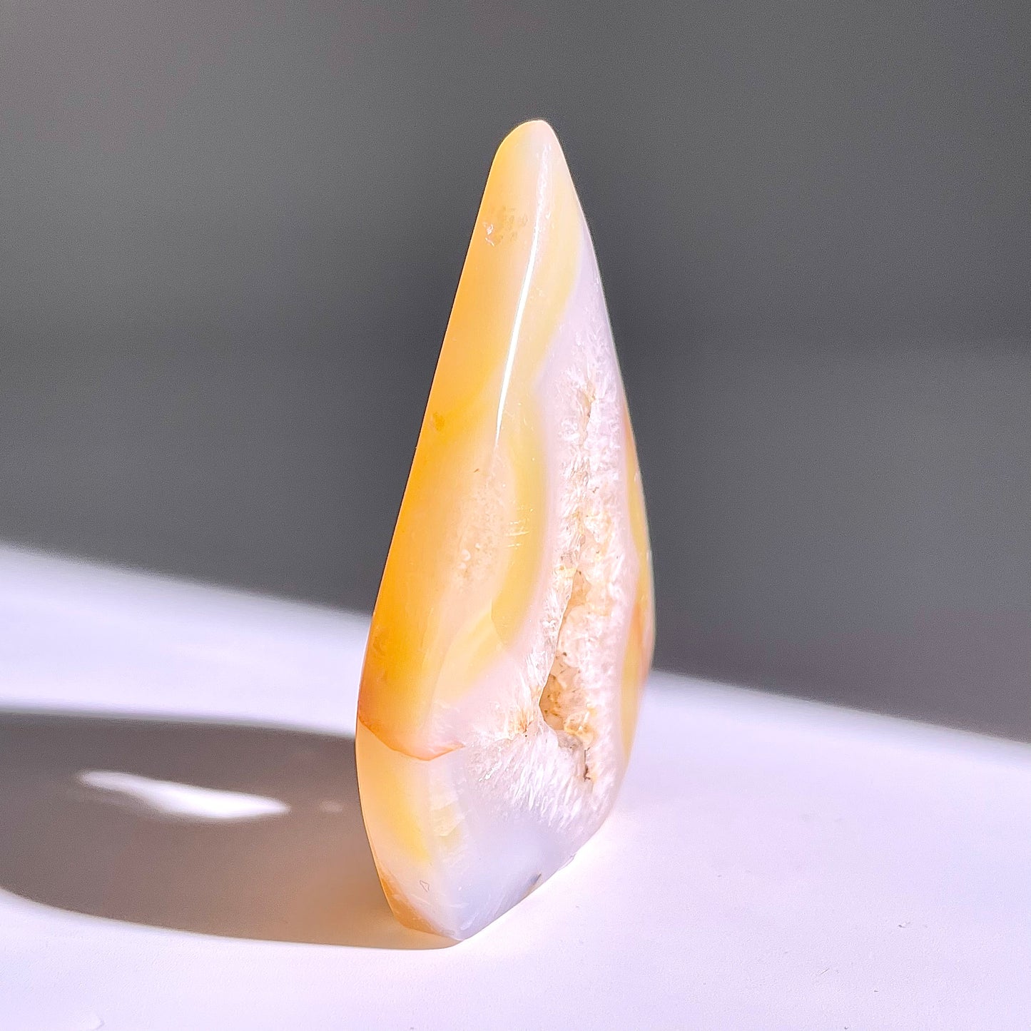 B348◇１点物◇瑪瑙 トーチ◇66×44×13mm◇天然石・鉱物・パワーストーン