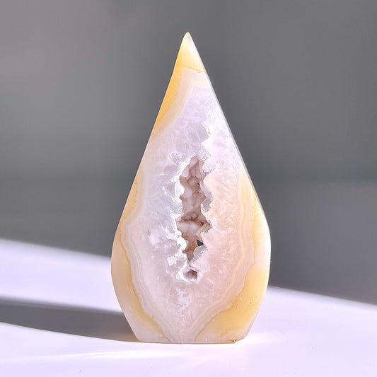 B349◇１点物◇瑪瑙 トーチ◇88×46×13mm◇天然石・鉱物・パワーストーン