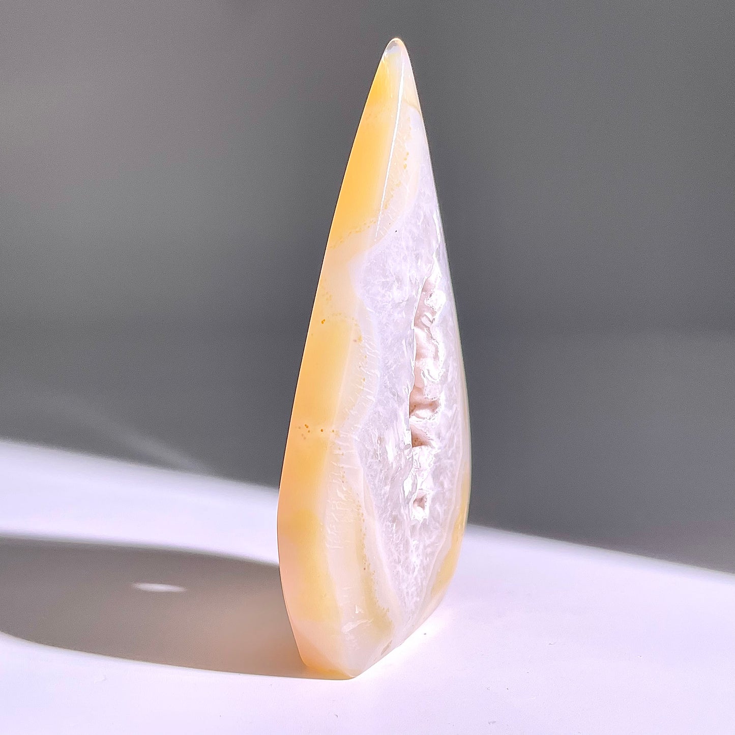 B349◇１点物◇瑪瑙 トーチ◇88×46×13mm◇天然石・鉱物・パワーストーン