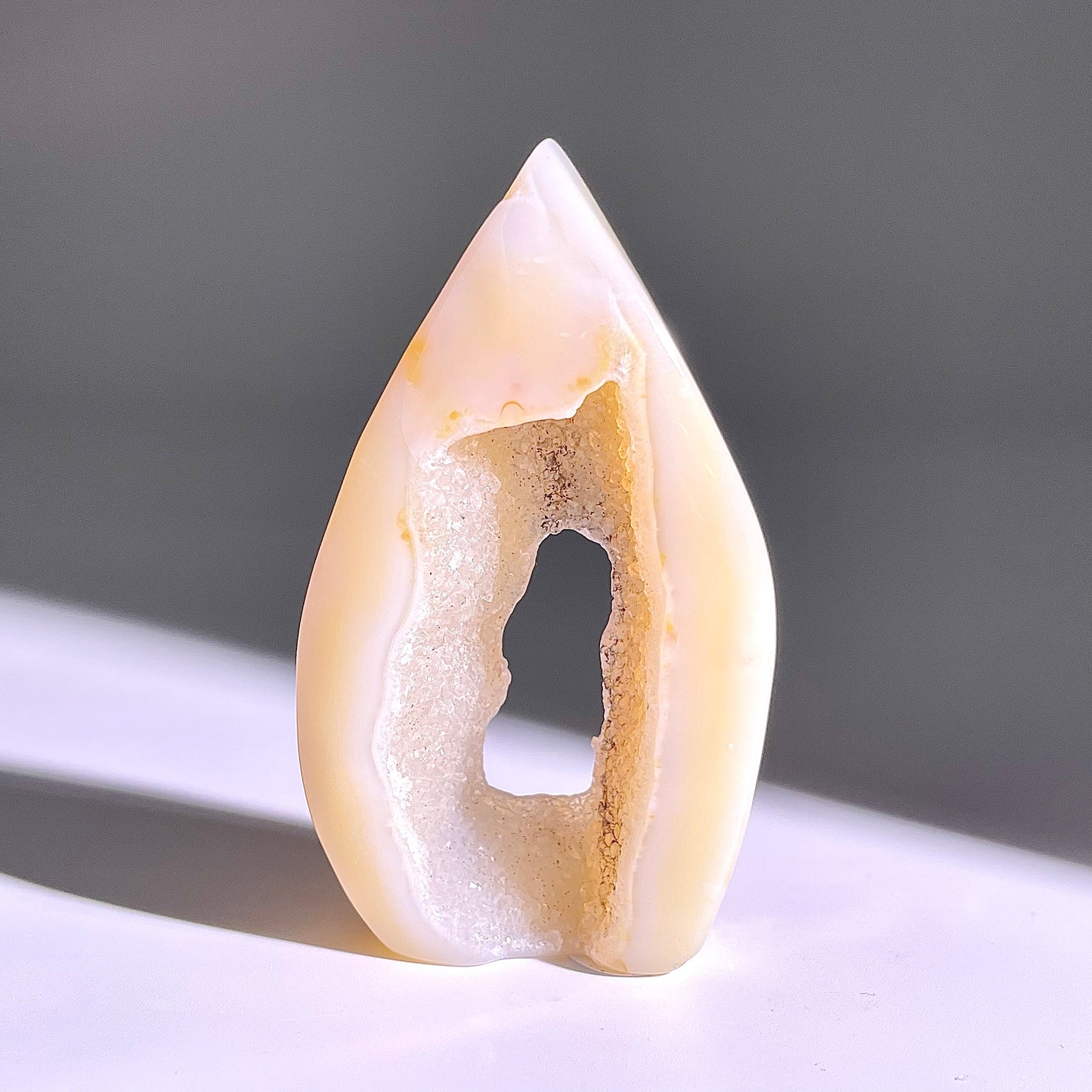 B352◇１点物◇瑪瑙 トーチ◇70×40×13mm◇天然石・鉱物・パワーストーン