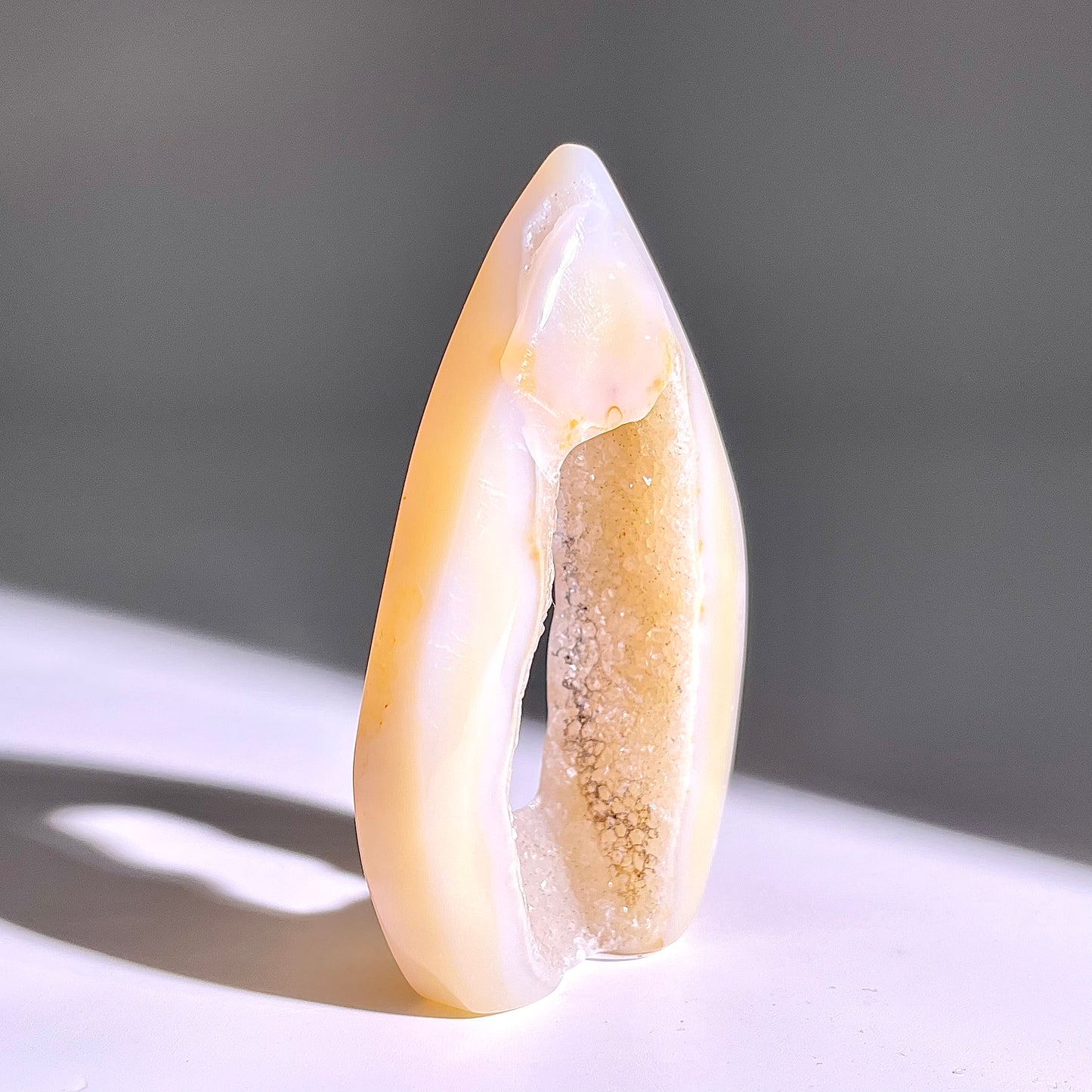 B352◇１点物◇瑪瑙 トーチ◇70×40×13mm◇天然石・鉱物・パワーストーン